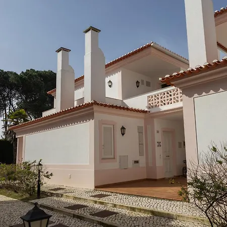 Апартаменты Casa Da Amoreira (Leiria)